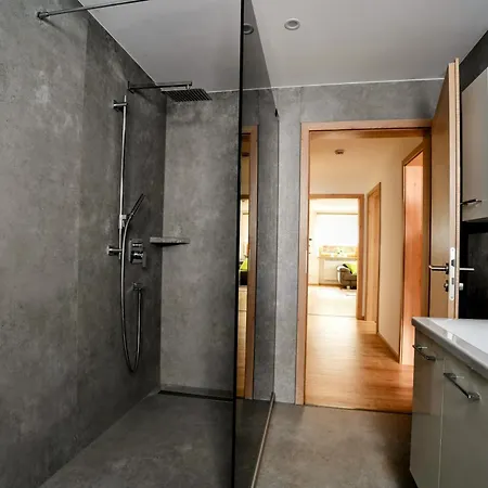 Zur Wolfskehln Apartment *